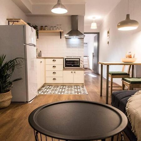 Lord Byron Apartment Preveza Esterno foto