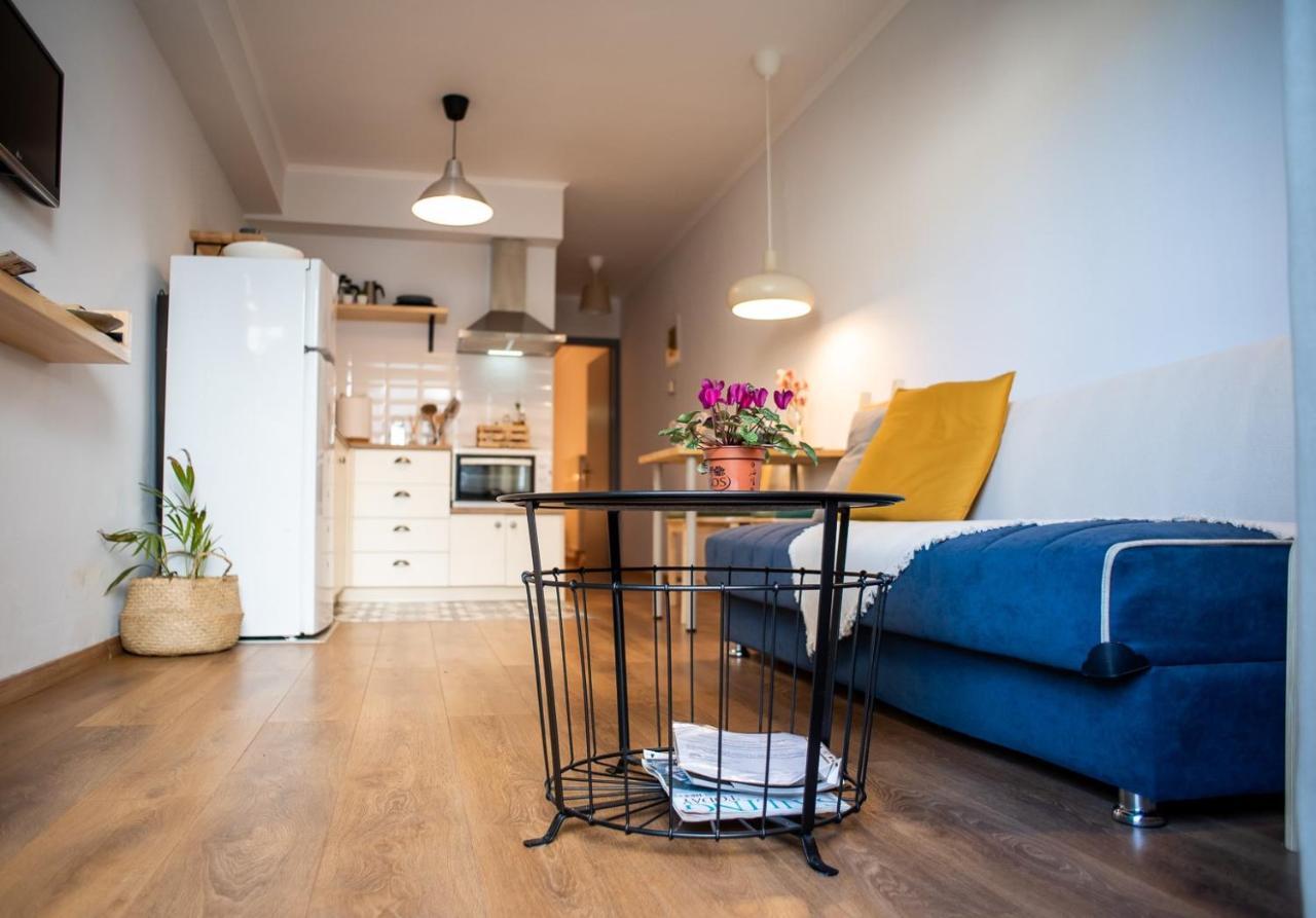 Lord Byron Apartment Preveza Esterno foto