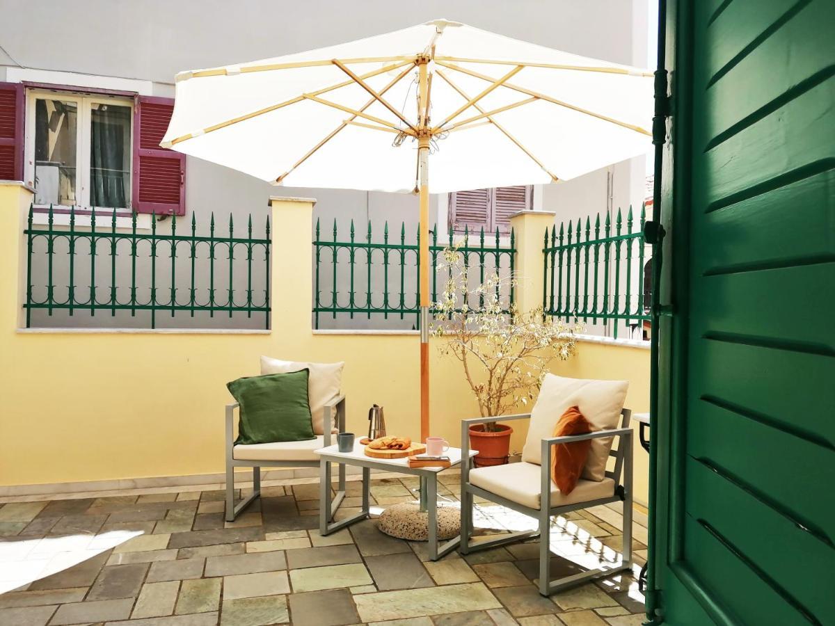 Lord Byron Apartment Preveza Esterno foto